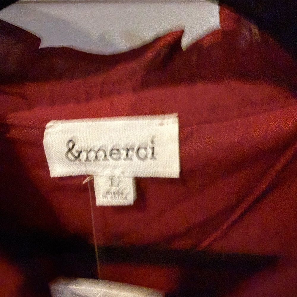 &merci Women's Chic Burgundy Blouse - Picture 3 of 4
